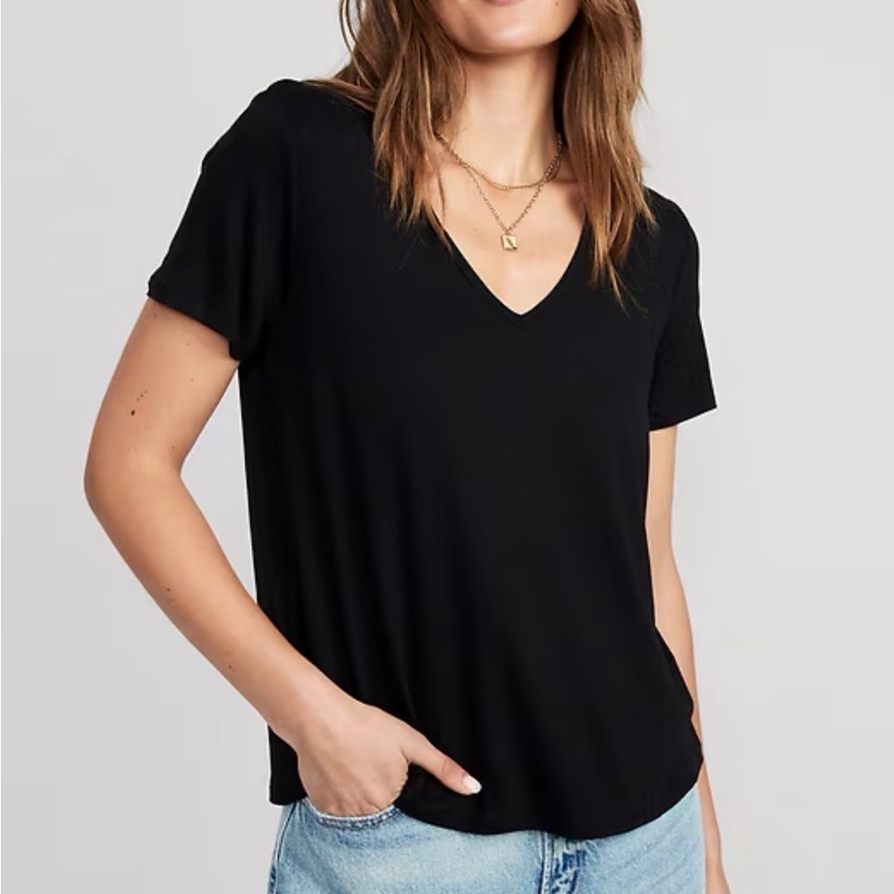 Theory high quality, short sleeve V-neck tee
